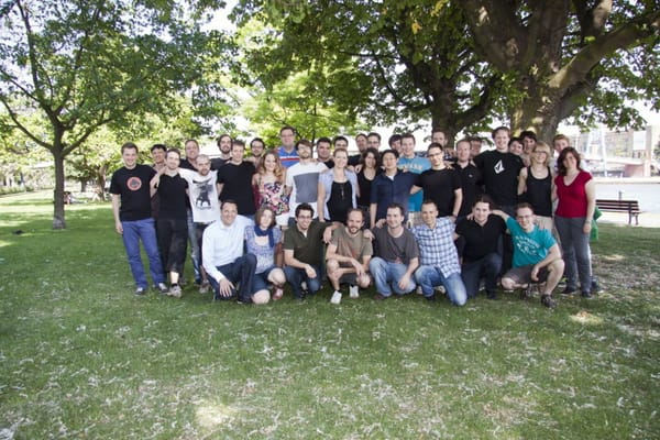 Deck 13 kauft Cranberry von dtp