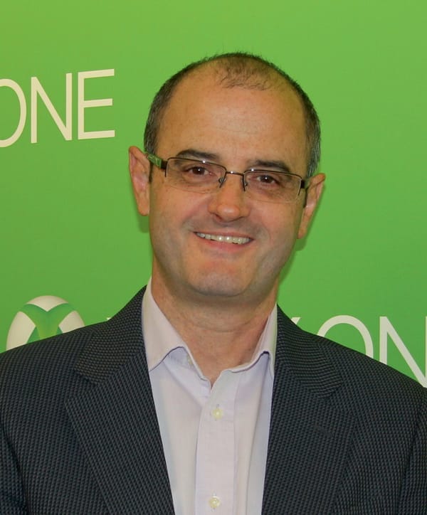 Microsoft: Lewis tritt zurück