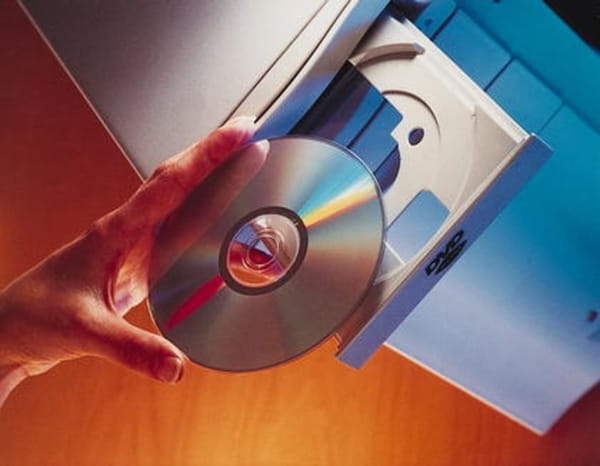 Verbraucherschützer mahnen Spielehersteller ab