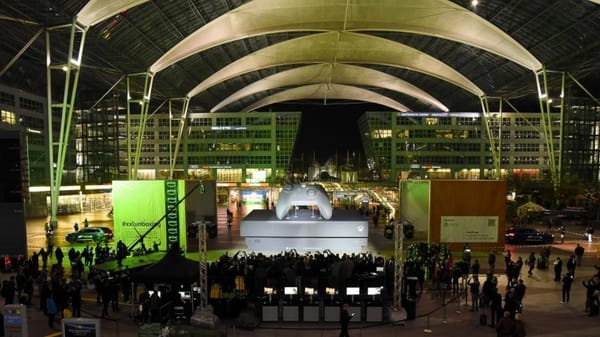 Microsoft feiert Verkaufsstart der Xbox One X mit Rekord