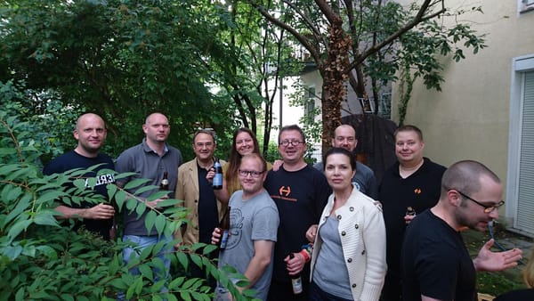 Branche feierte beim Marchsreiter Agentur-Biergarten