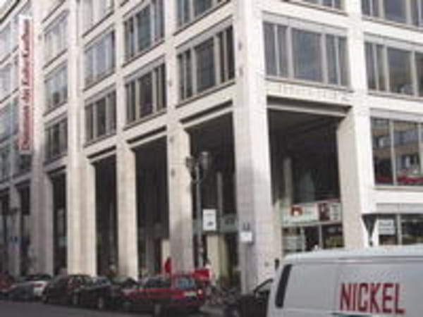 Anschlag auf Kulturkaufhaus verübt