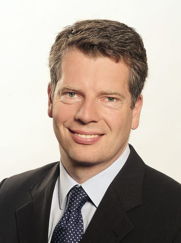 Intat fordert Preissenkungen von Sony, Nintendo und Microsoft