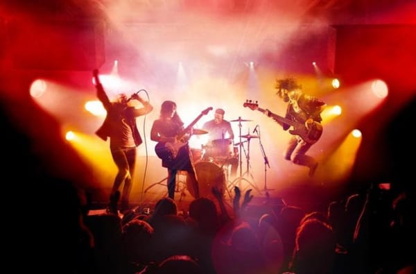 Mad Catz wettet auf "Rock Band 4"