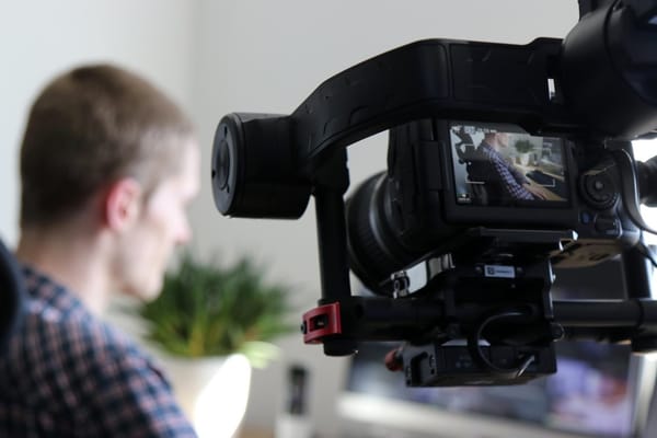 Sport1 castet eSport-Moderatoren