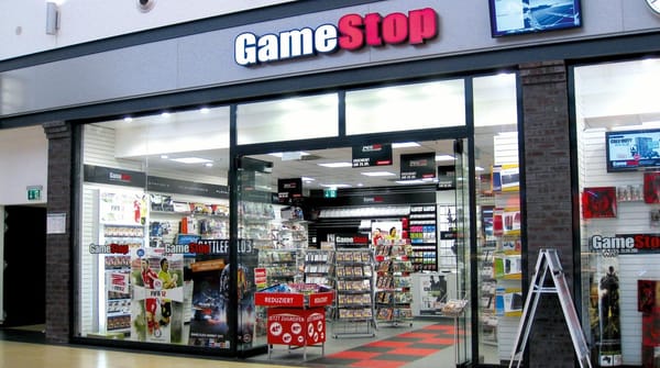 GameStop feiert Marvel Superhero Day mit Cosplay-Event