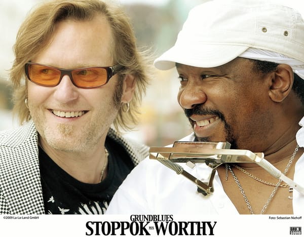 STOPPOK plus WORTHY machen LARA "fett und groovy"