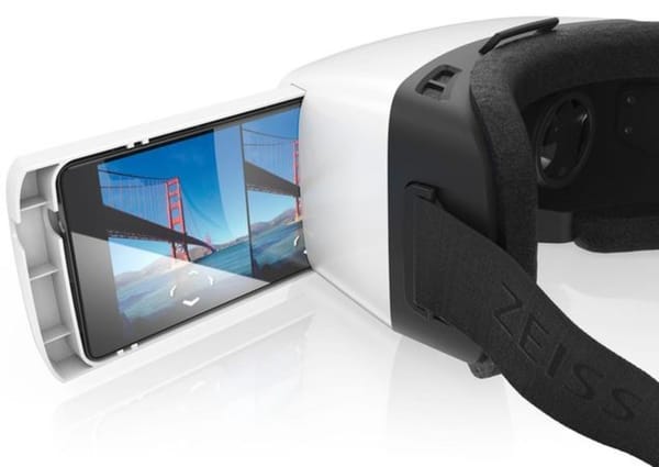 Zeiss zeigt VR One in Berlin