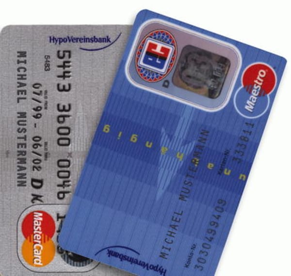 Deutsche zahlen häufiger mit Karte