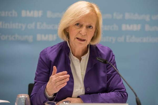 Ministerin ruft zur Bildungsoffensive auf