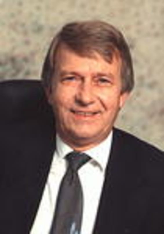 expert AG trotzt dem Branchentrend