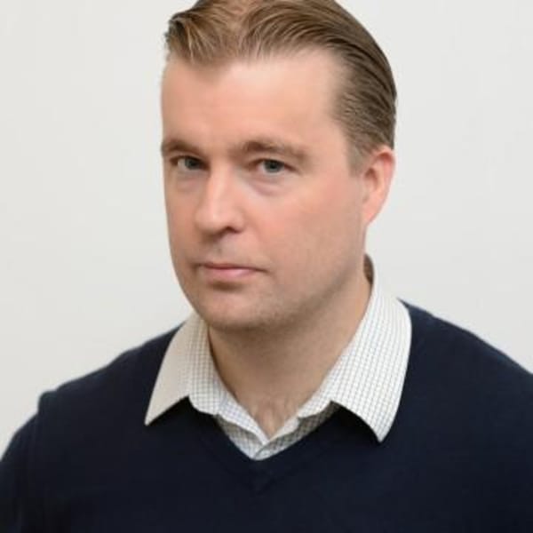 Tencent kauft sich bei Paradox ein