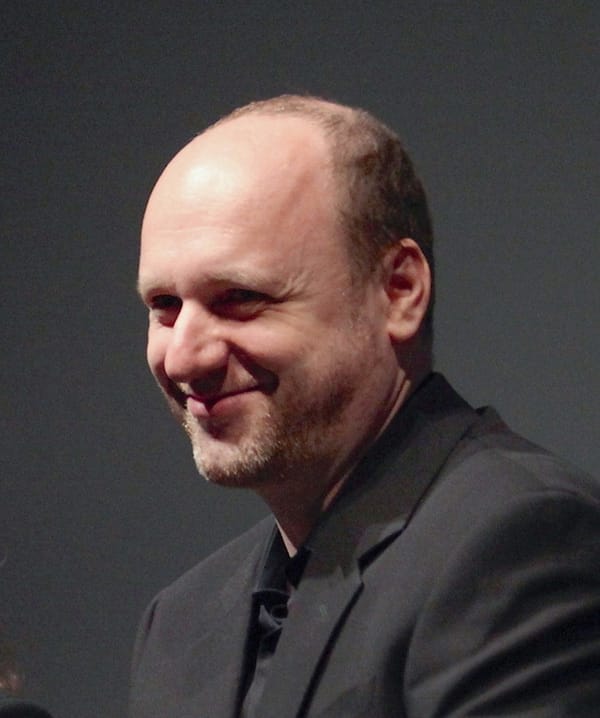 Cage wird in französische Ehrenlegion aufgenommen