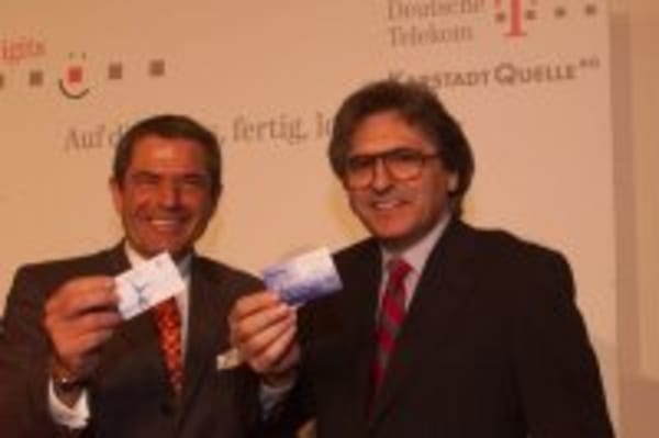 Telekom und KarstadtQuelle: Glücklich gepunktet?