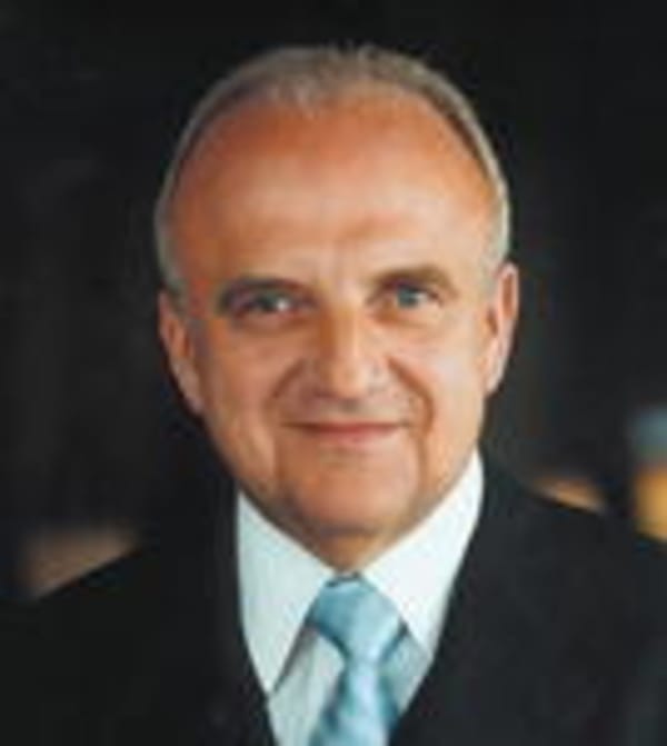 Karstadt rüstet trotz Flaute weiter auf