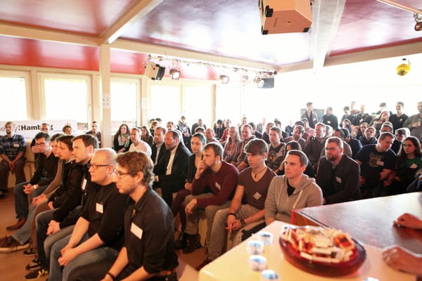 300 diskutierten auf Gamecity Treff