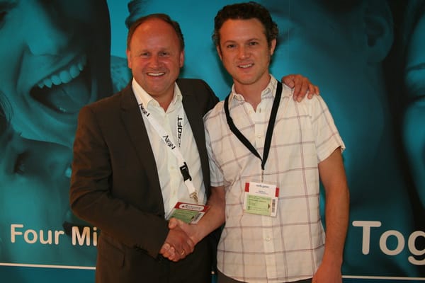 flashpoint vertreibt Karaokespiel von Nordic Games