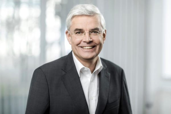 ElectronicPartner mit stabilem Umsatz