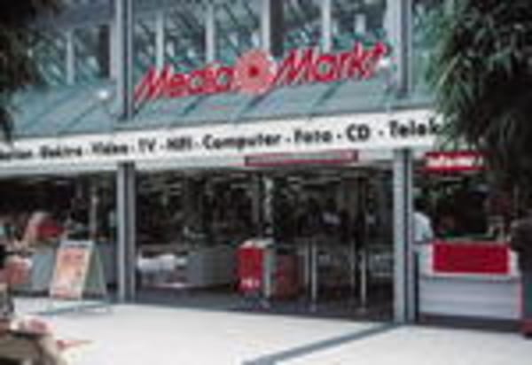 Münchner Media Markt feiert Wiedereröffnung