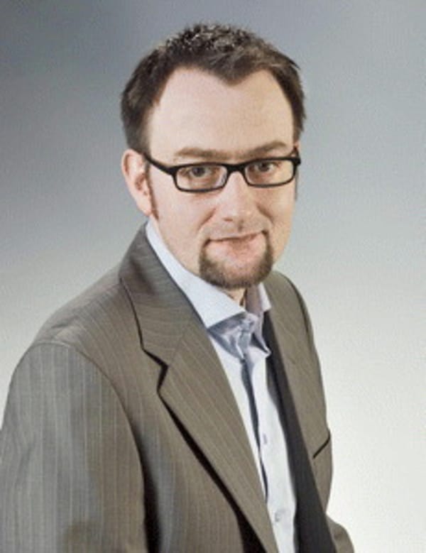 Koch und Langenscheidt rühren Werbetrommel für NDS-Wörterbuch