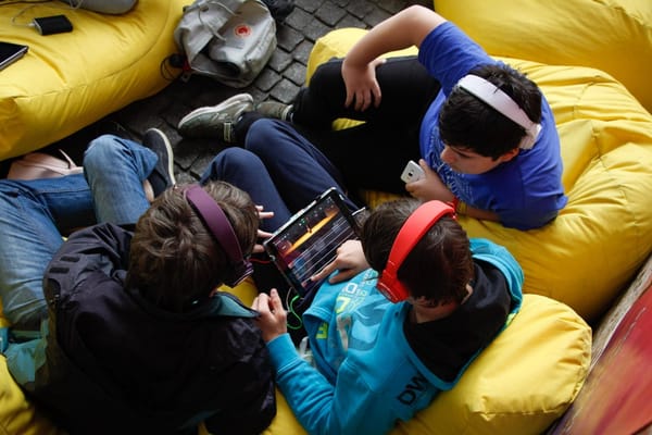 Stiftung Digitale Spielkultur sucht Schulen für Projekttage 2022