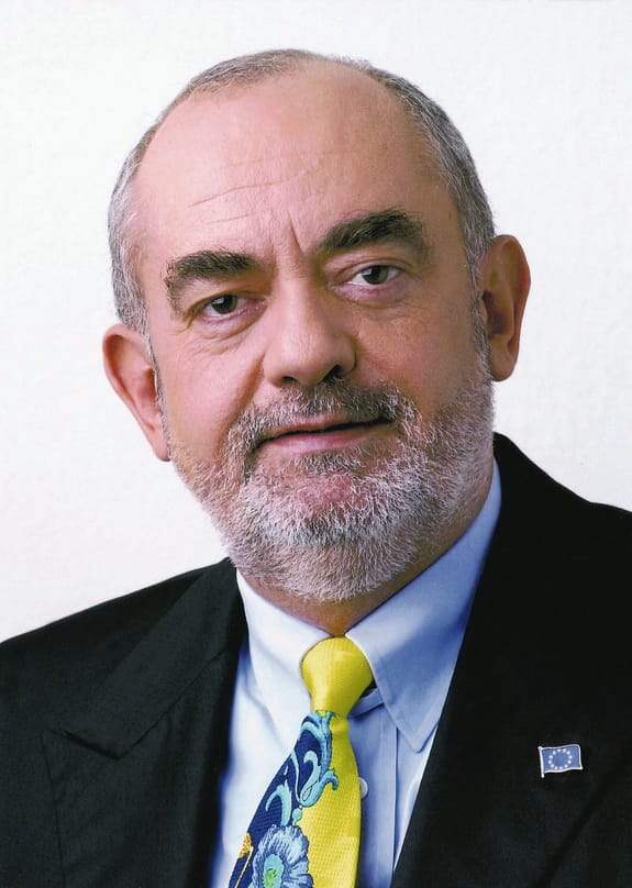 Kaufhof verlängert mit Mandac und beruft Reinery