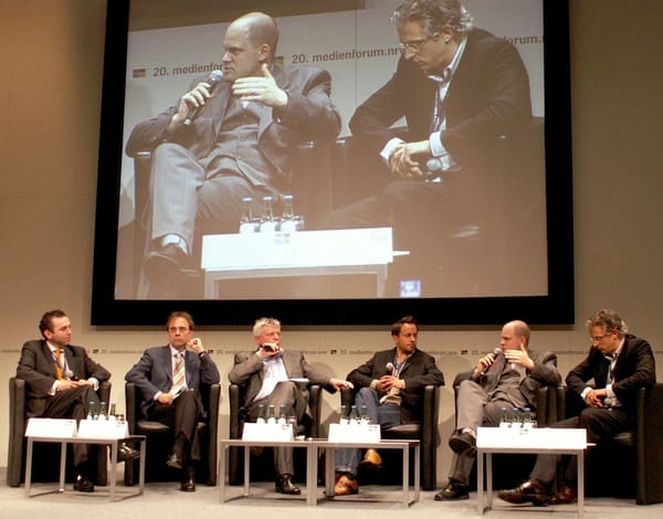 Spielend lernen und Nachrichten vermitteln