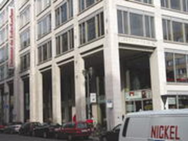 Dussmann 2005 auch in Hamburg