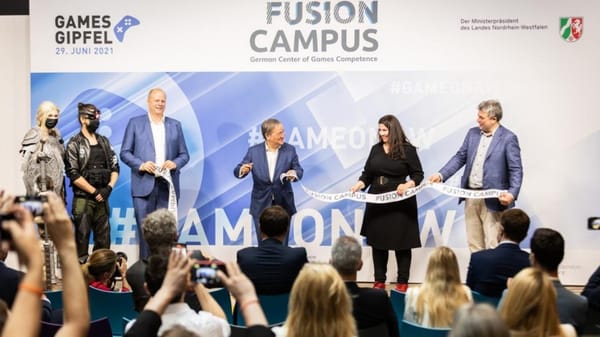 Armin Laschet eröffnet Fusion Campus in Düsseldorf