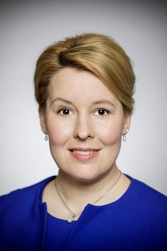 SPD-Politikerin Giffey tritt von Familienministerin-Posten zurück