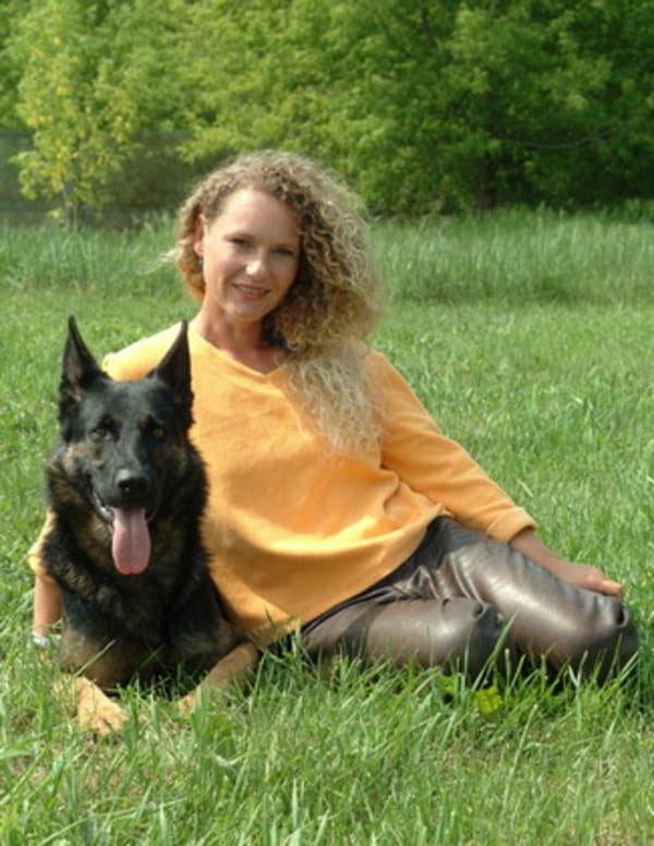 Qualifizierte Lehrkraft bei Frogster