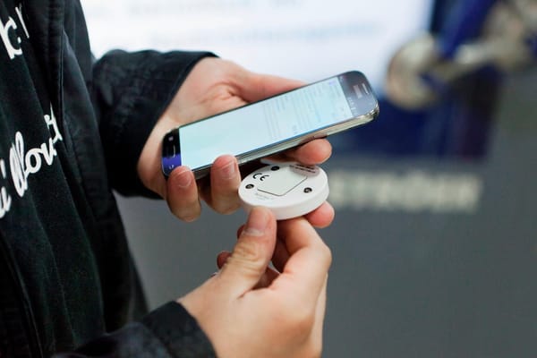 Ströer verlängert Beacon-Feldversuch in Düsseldorf
