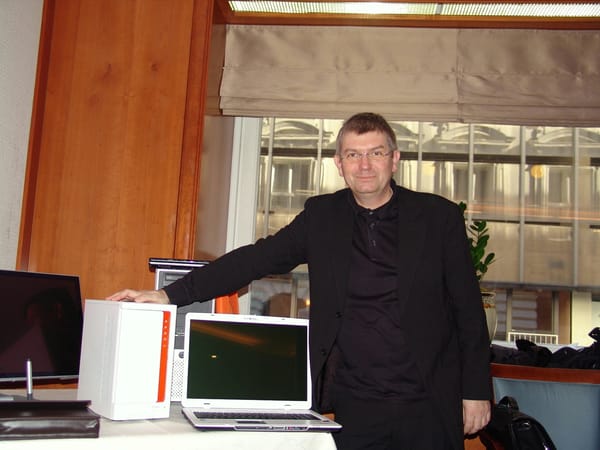 Maxdata verkauft bei Amazon