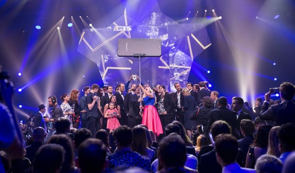 Julien Bam räumt Web Video Preise ab