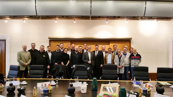 Berliner Bürgermeister berät sich mit lokaler E-Sport-Szene