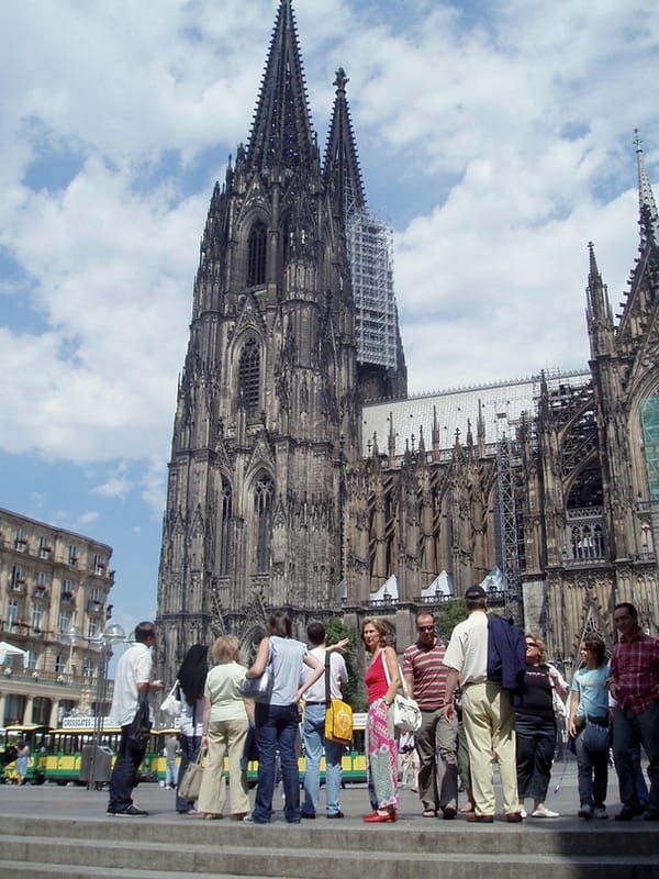 Köln streicht Bettensteuer für Geschäftsreisende