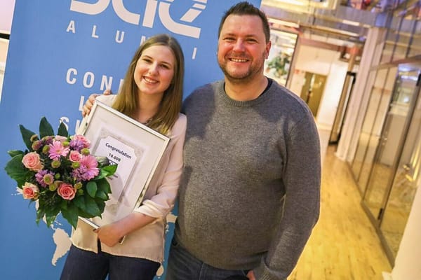 SAE feiert 10.000. Alumni