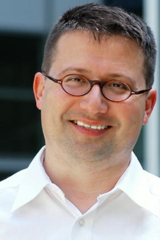 Marchsreiter Communications schnappt sich I-play