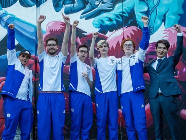 Schalke zurück in der LCS