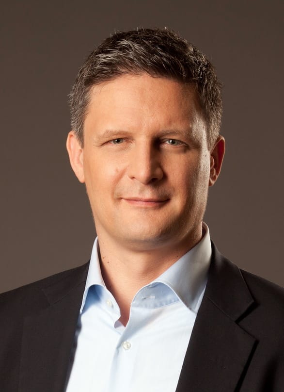 Splitscreen gewinnt über 100 Medienpartner für "Dino Storm"