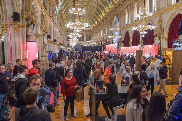 Game City: Kanzler statt Besucherrekord