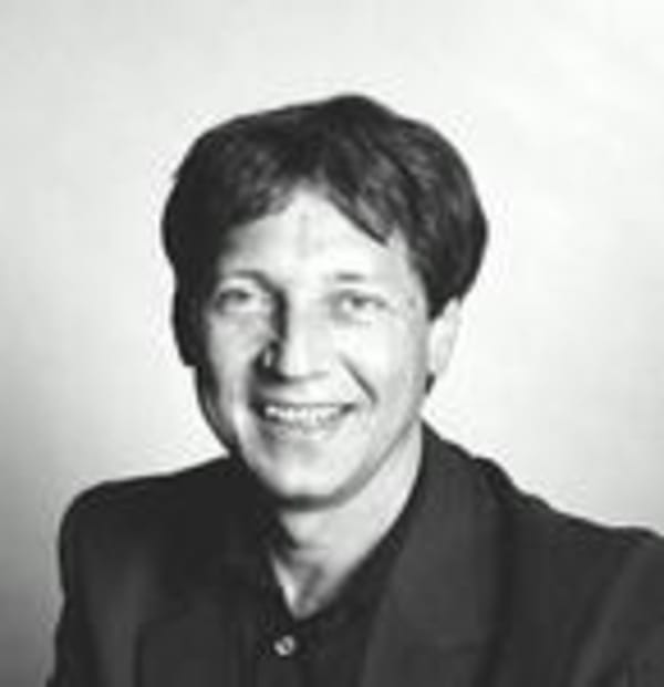Hamrozi geht zu Sunflowers