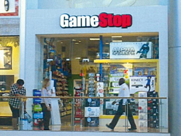 GameStop investiert in Elektronik und will weitere Filialen schließen