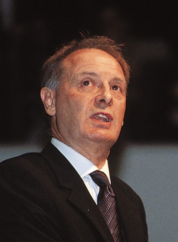 Reeves: "Wir haben ein Piraterieproblem"