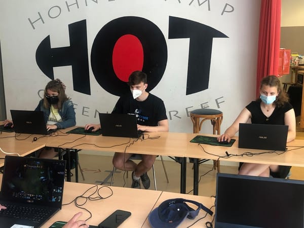 Gaming House Rcadia kooperiert mit Beckmanns NestWerk