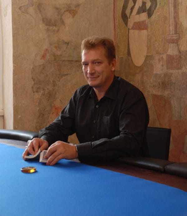 Pokerprofi wirbt für Frogster