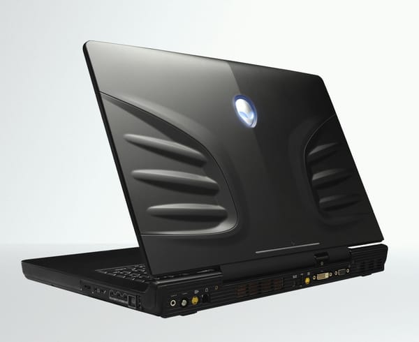 Alienware präsentiert Stealth-Kraftpaket