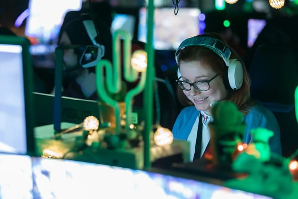 Größtes Find Your Next Game von Webedia auf der caggtus