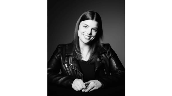 Frauenpower mit Sandra Friedrichs: Smarte Botschafterin und spielende Schönheit