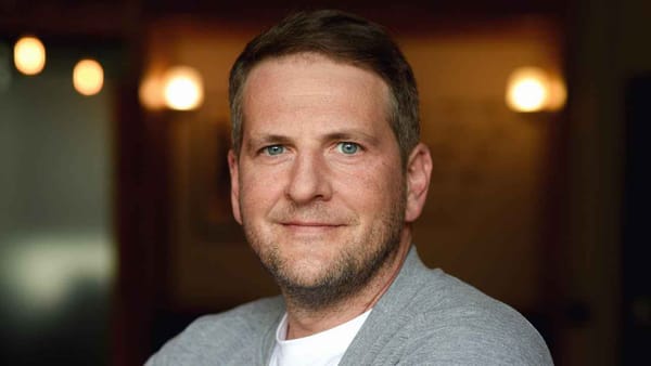 Ubisoft legt Podcast-Vermarktung in die Hände von Acast